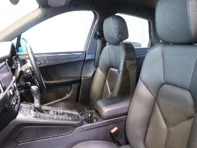 PORSCHE PORSCHE Macan 2019