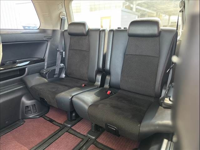 TOYOTA VELLFIRE 2014