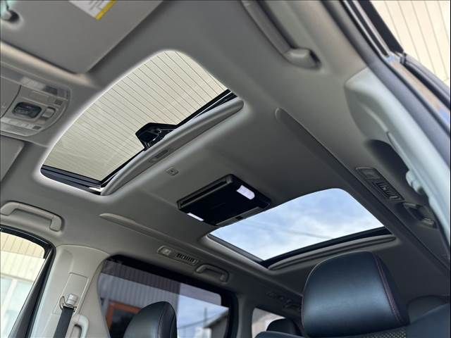 TOYOTA VELLFIRE 2014