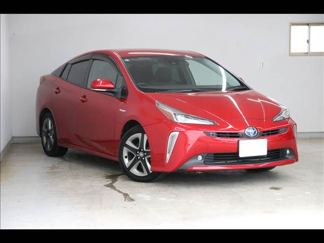 TOYOTA PRIUS 2019