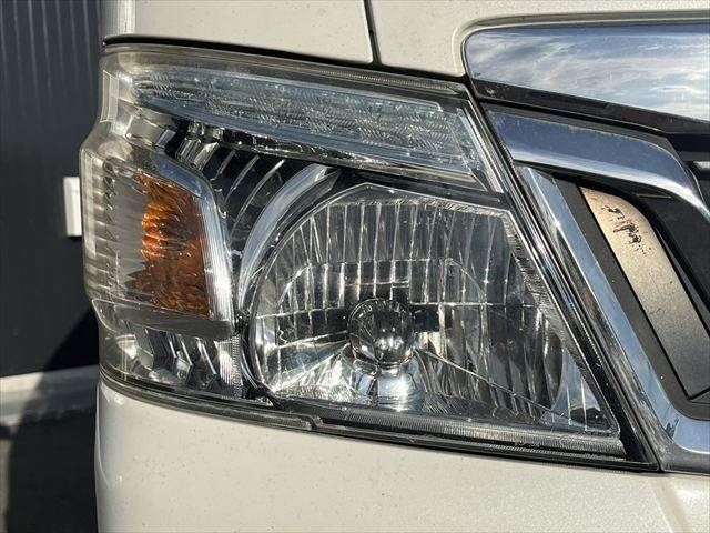 NISSAN NV350 CARAVAN 4WD 2012