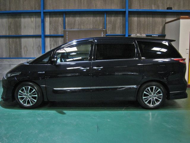 TOYOTA ESTIMA HYBRID 4WD 2019