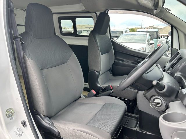 NISSAN NV200 VANETTE van 2018