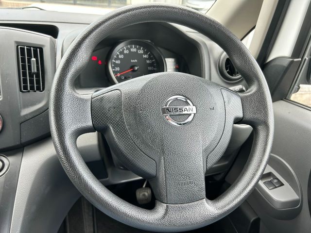 NISSAN NV200 VANETTE van 2018