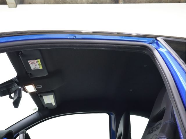 FIAT ABARTH 695 2023