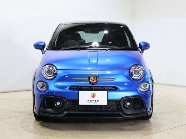 FIAT ABARTH 695 2023