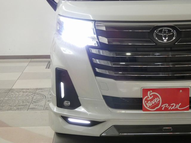 TOYOTA ROOMY 4WD 2023