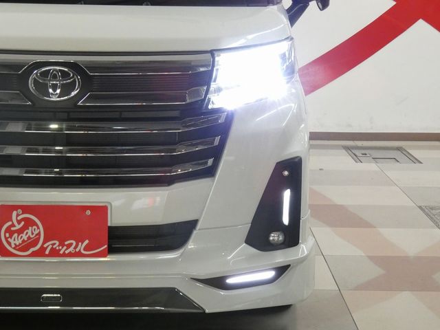 TOYOTA ROOMY 4WD 2023