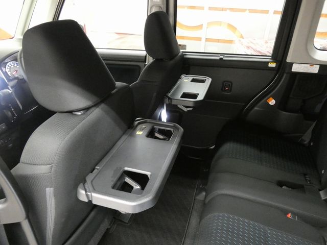 TOYOTA ROOMY 4WD 2023