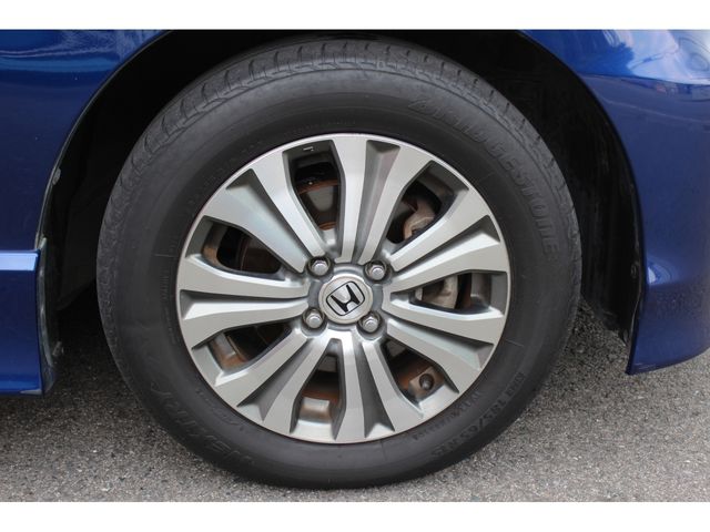 HONDA FREED HYBRID 2011