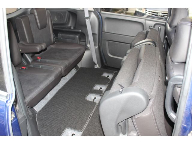 HONDA FREED HYBRID 2011