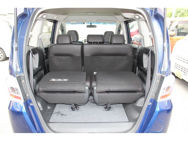 HONDA FREED HYBRID 2011