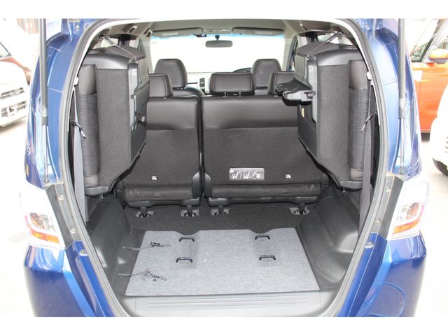 HONDA FREED HYBRID 2011