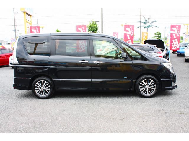 NISSAN SERENA  S-HYBRID 2015