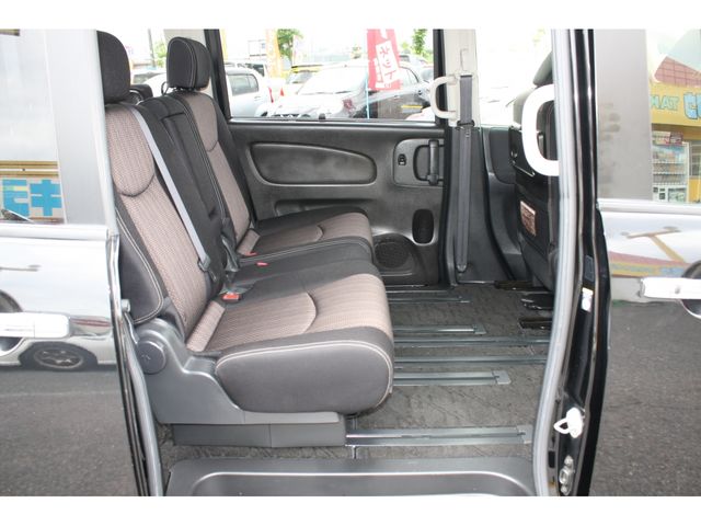 NISSAN SERENA  S-HYBRID 2015