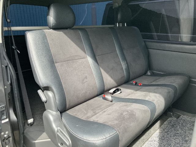 TOYOTA HIACE van 4WD 2016