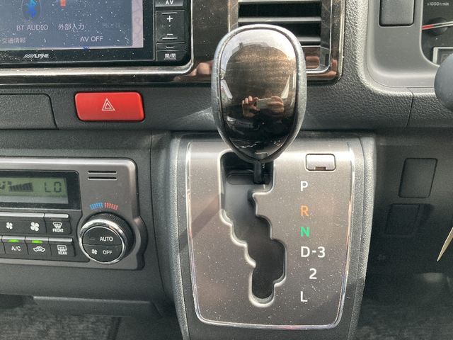 TOYOTA HIACE van 4WD 2016