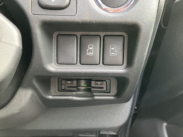 TOYOTA HIACE van 4WD 2016