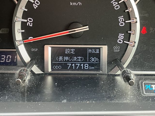 TOYOTA HIACE van 4WD 2016