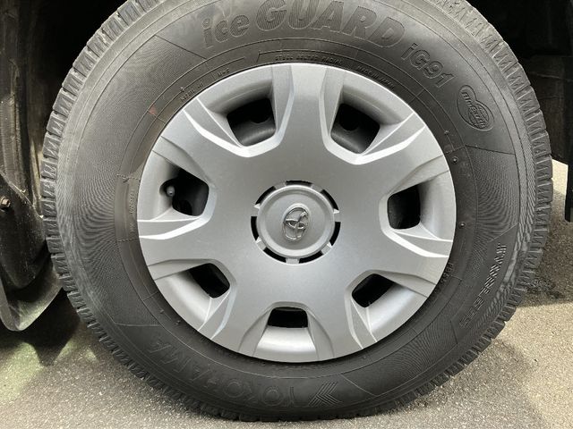 TOYOTA HIACE van 4WD 2016