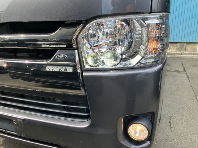 TOYOTA HIACE van 4WD 2016