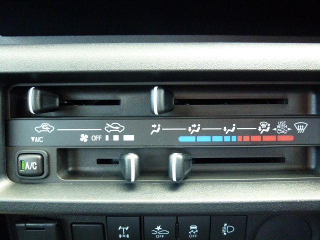 DAIHATSU HIJET truck 4WD 2025