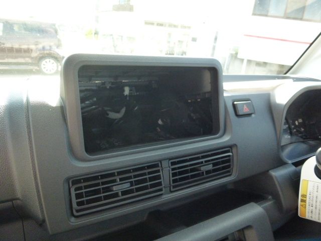 DAIHATSU HIJET truck 4WD 2025