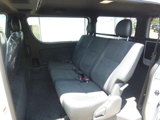 TOYOTA HIACE van 4WD 2025