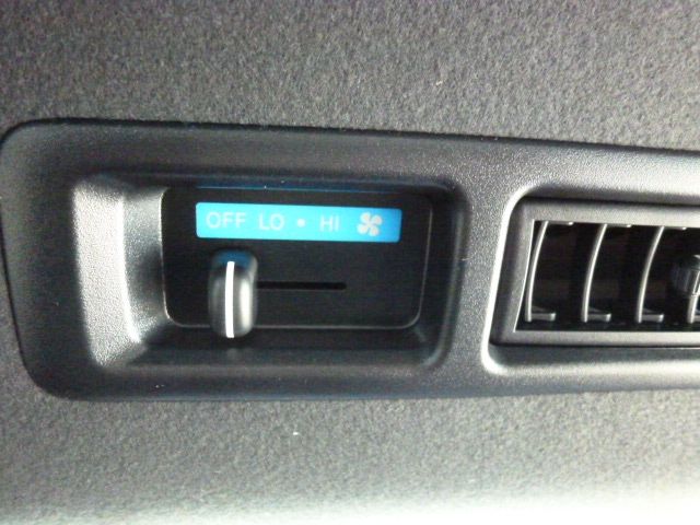 TOYOTA HIACE van 4WD 2025