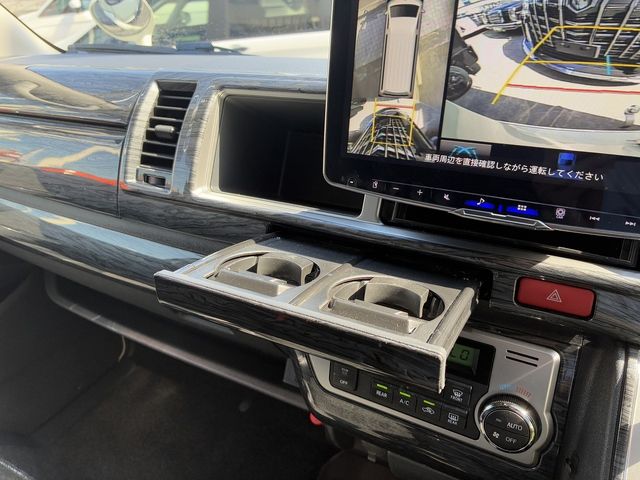 TOYOTA HIACE wagon 4WD 2021