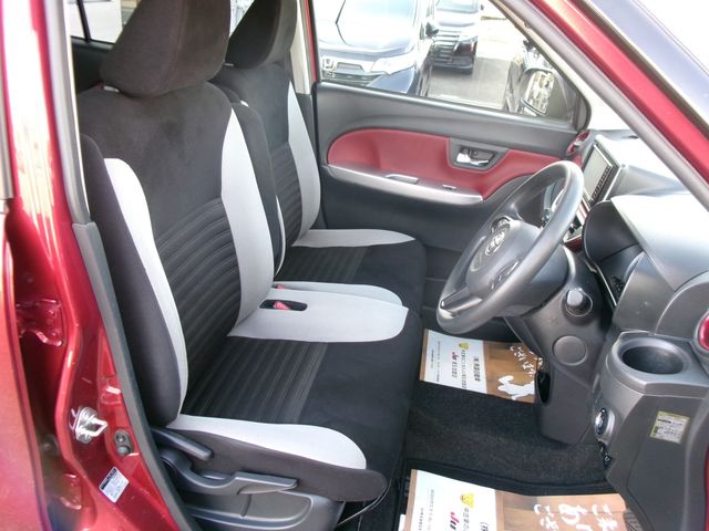 TOYOTA PIXIS JOY 2018