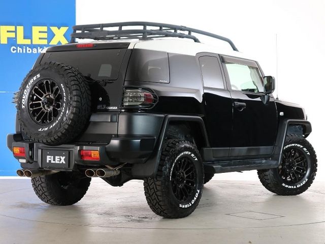 TOYOTA FJ CRUISER 4WD 2012