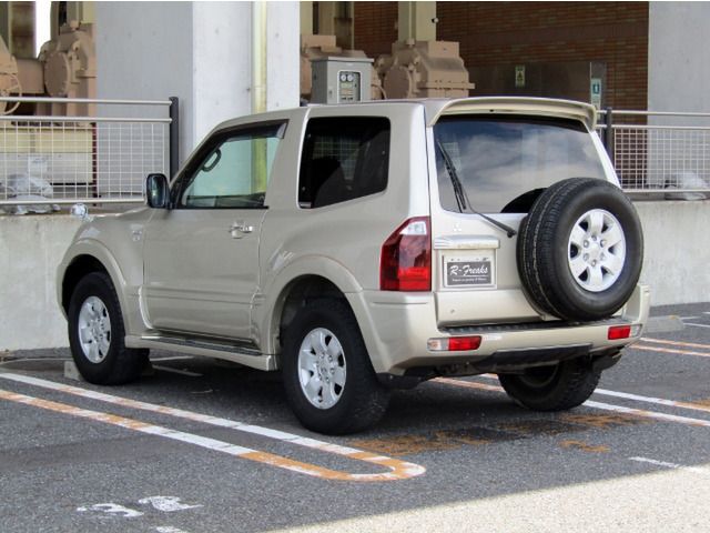 MITSUBISHI PAJERO wagon 2006