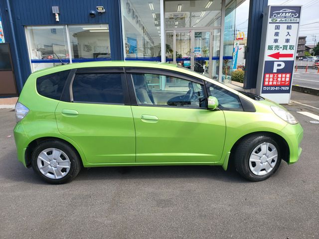 HONDA FIT HYBRID 2010
