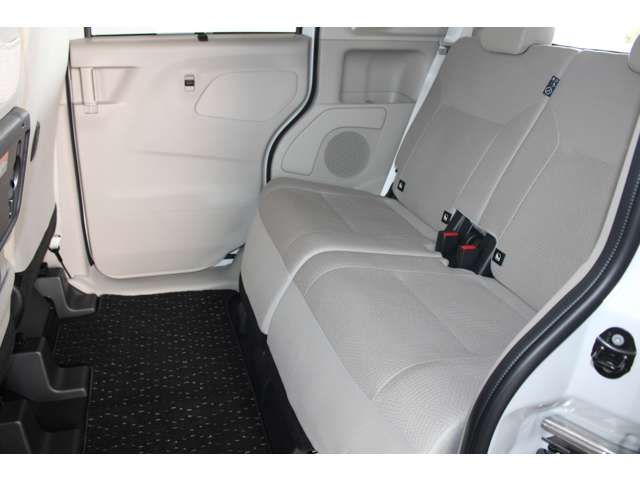 MITSUBISHI eK SPACE 2024