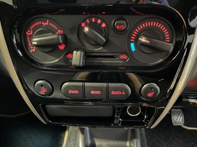 SUZUKI JIMNY 4WD 2016