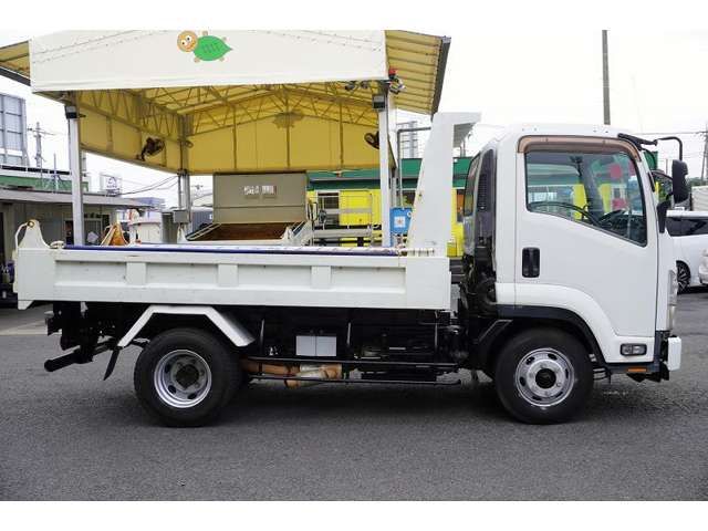 ISUZU FORWARD 2012