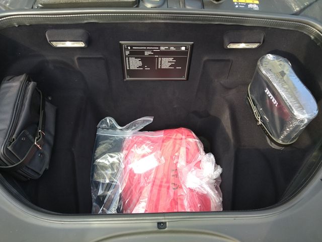 FERRARI FERRARI F8 Tributo 2022