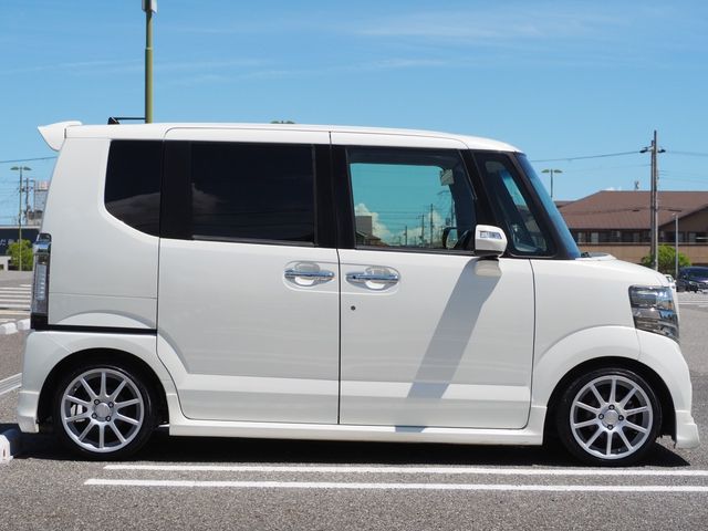 HONDA N BOX CUSTOM 2014