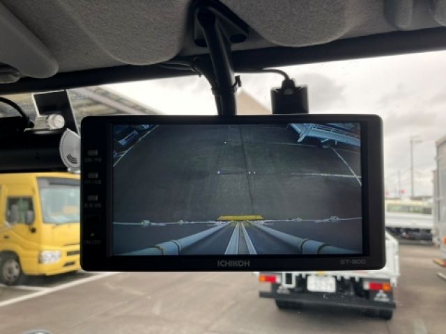 MITSUBISHI CANTER 2020