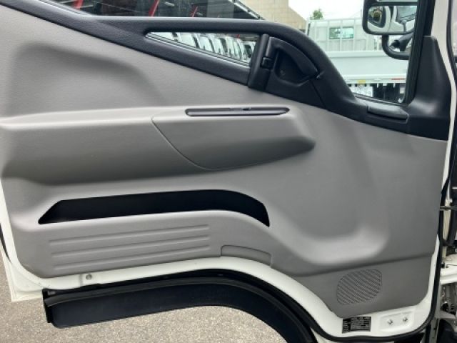 MITSUBISHI CANTER 2020