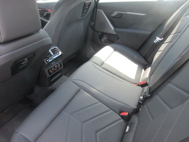 BMW BMW 5series sedan 2025