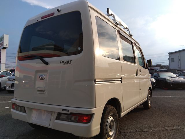 DAIHATSU HIJET CARGO 2021
