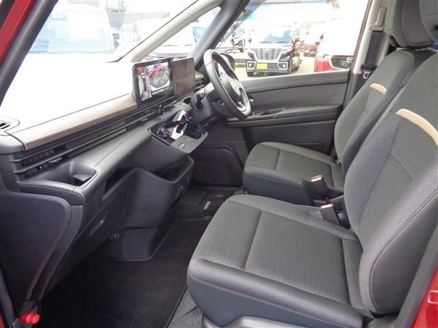 NISSAN SERENA  WG 2023