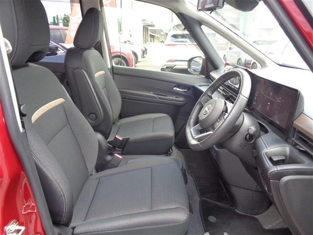 NISSAN SERENA  WG 2023