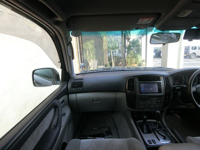 TOYOTA LANDCRUISER wagon 2004