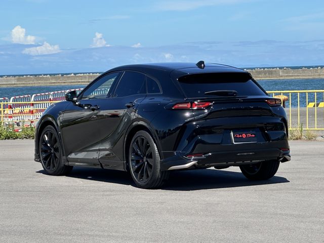 TOYOTA CROWN SPORT 2025