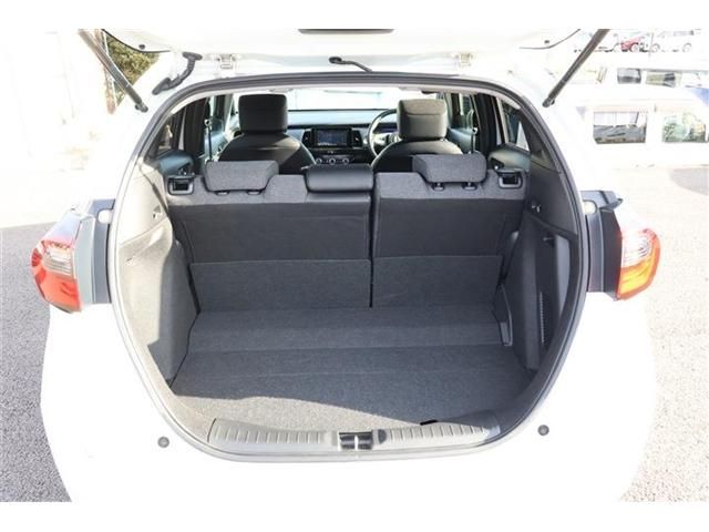 HONDA FIT e:HEV 4WD 2022