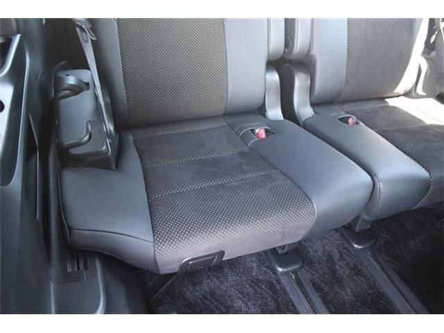 TOYOTA VELLFIRE 2017