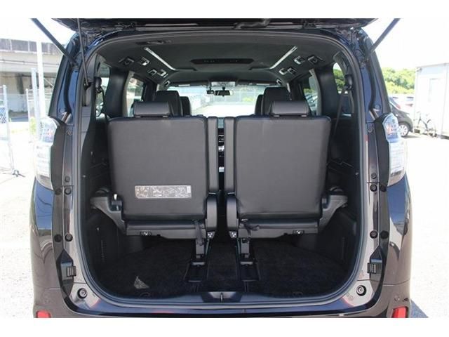 TOYOTA VELLFIRE 2017